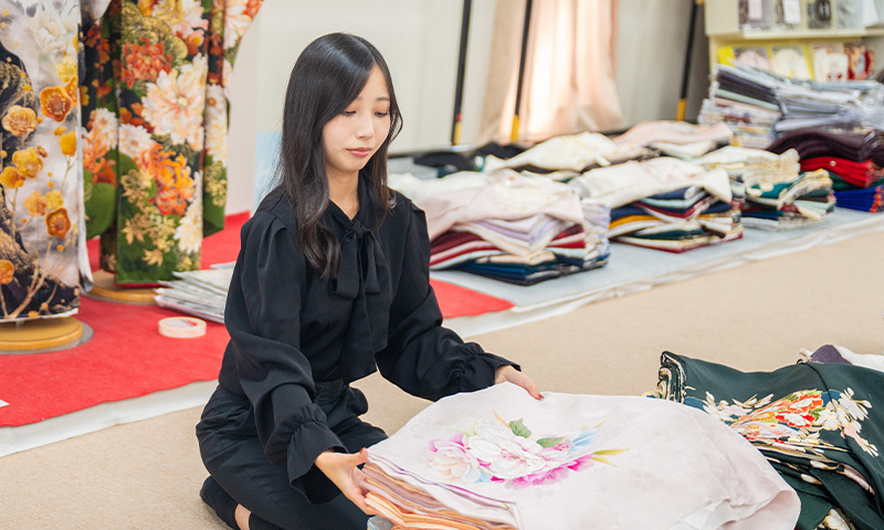 先輩社員インタビュー