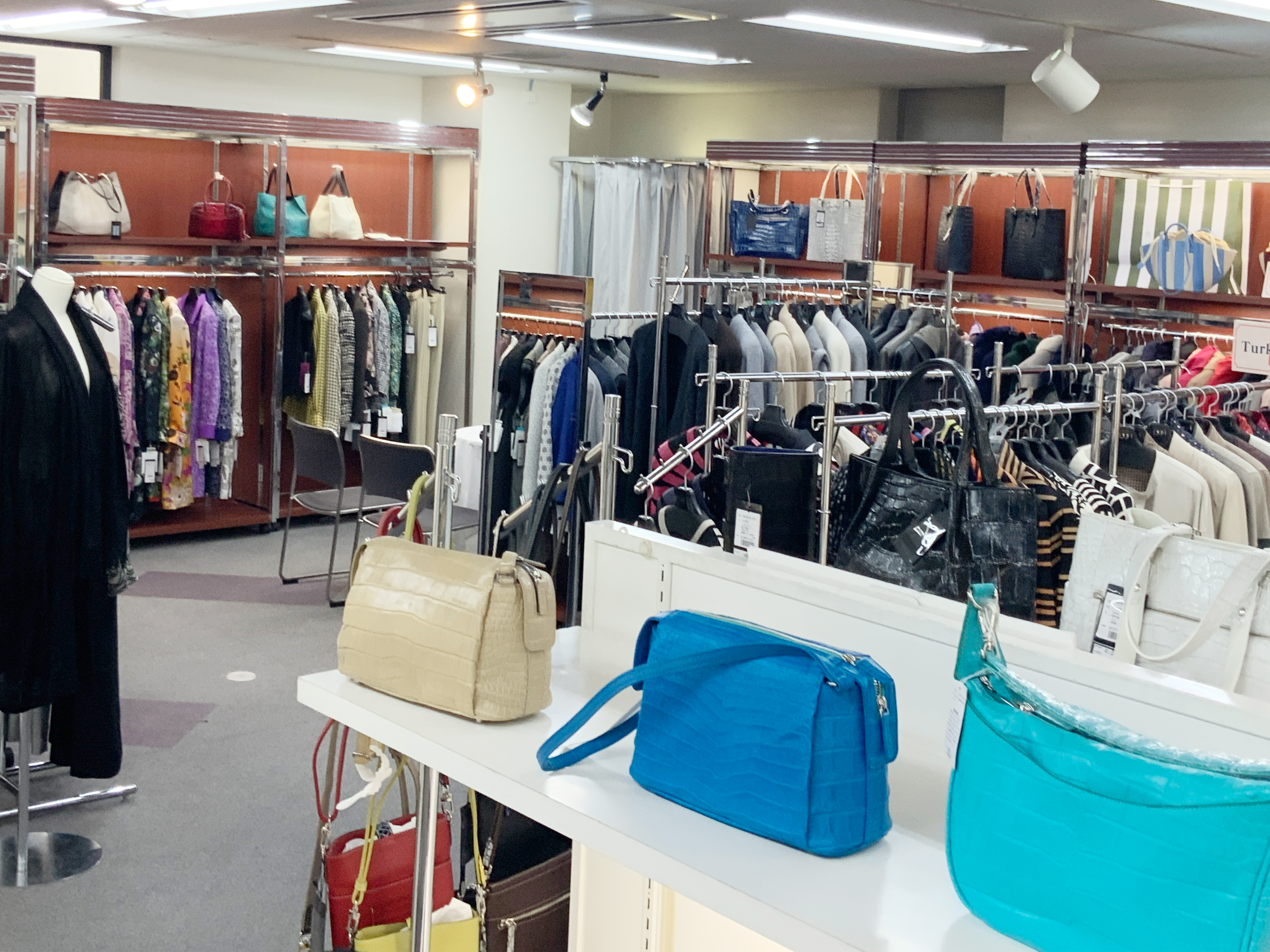 ウライ株式会社 商品展示スペース